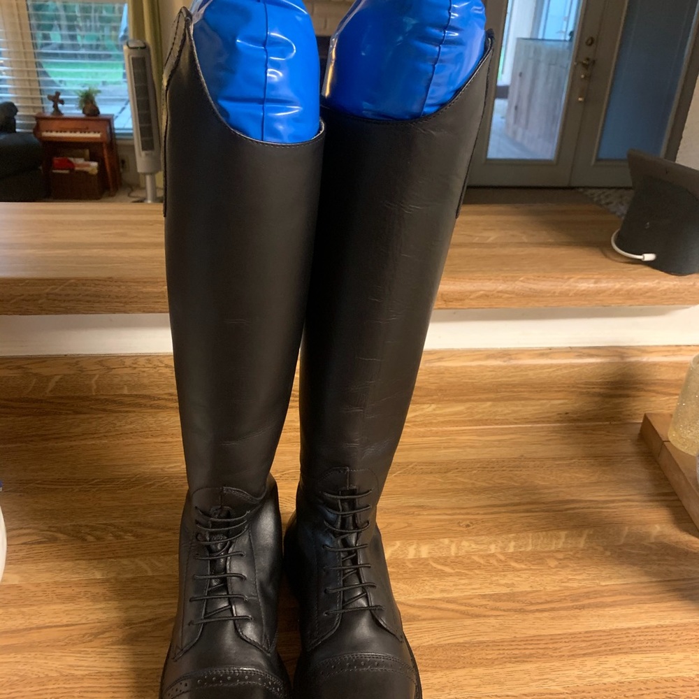 Tuffrider boots